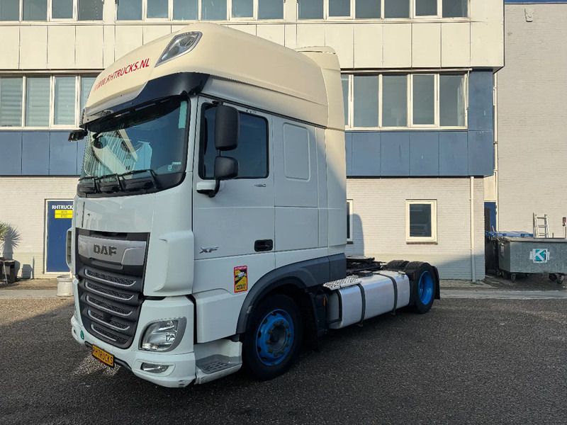 DAF XF 480 4X2 EURO 6 LOW DECK DOUBLE TANK - Камион влекач: слика 1 DAF XF 480 4X2 EURO 6 LOW DECK DOUBLE TANK - Камион влекач: слика 1