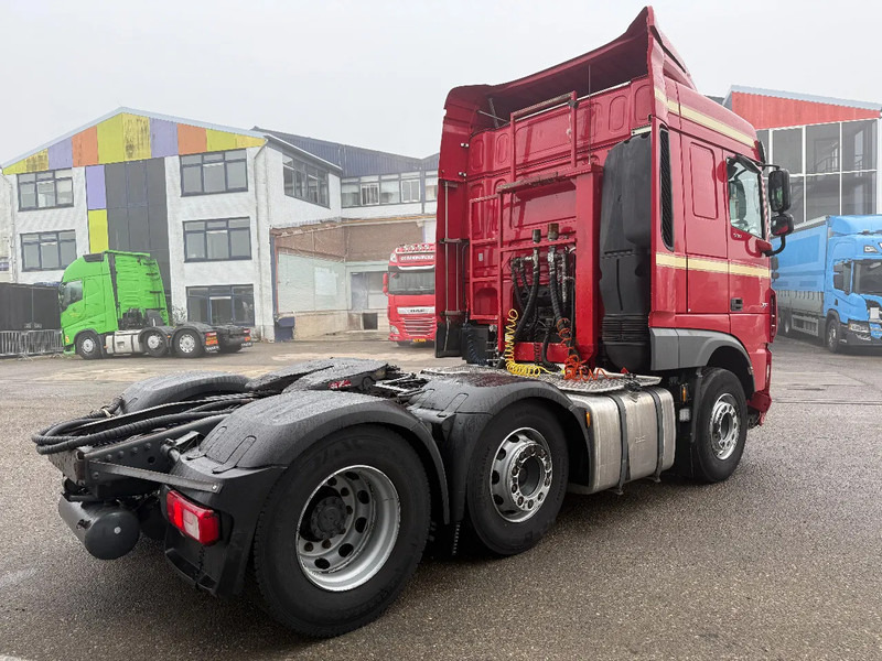 DAF XF 530 6X2 - EURO 6 + HYDRAULICS - Камион влекач: слика 4 DAF XF 530 6X2 - EURO 6 + HYDRAULICS - Камион влекач: слика 4