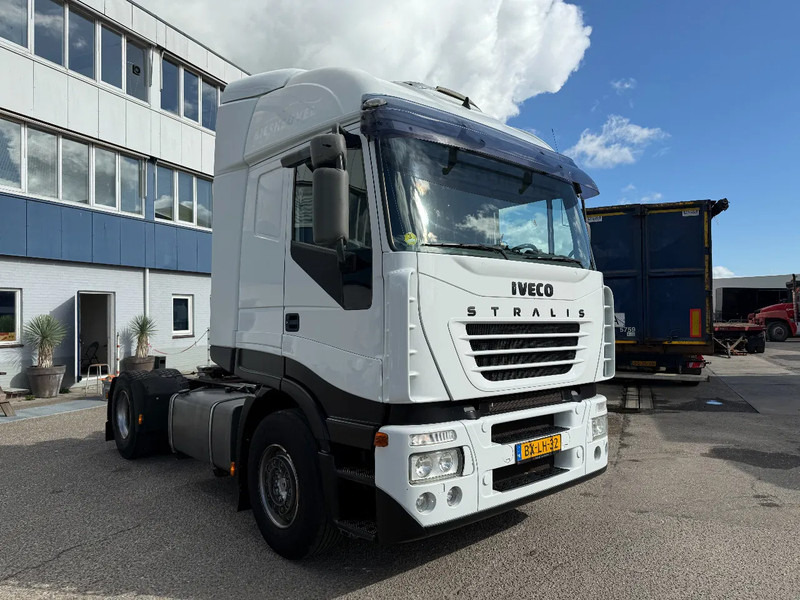 Iveco Stralis 440.43 440E43 EURO 3 MET RETARDER - Камион влекач: слика 2 Iveco Stralis 440.43 440E43 EURO 3 MET RETARDER - Камион влекач: слика 2