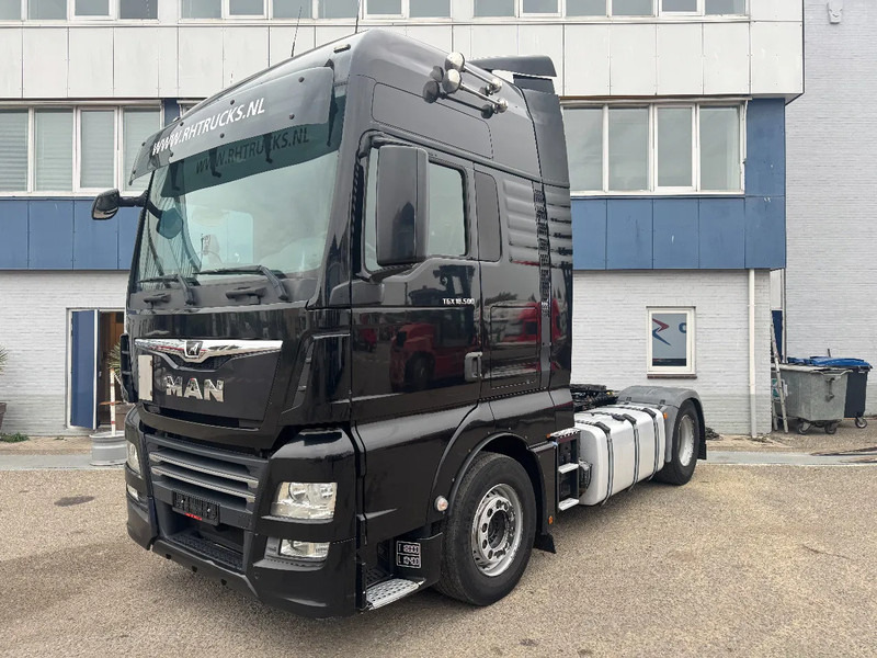 MAN TGX 18.500 4X2 EURO 6 - Камион влекач: слика 1 MAN TGX 18.500 4X2 EURO 6 - Камион влекач: слика 1