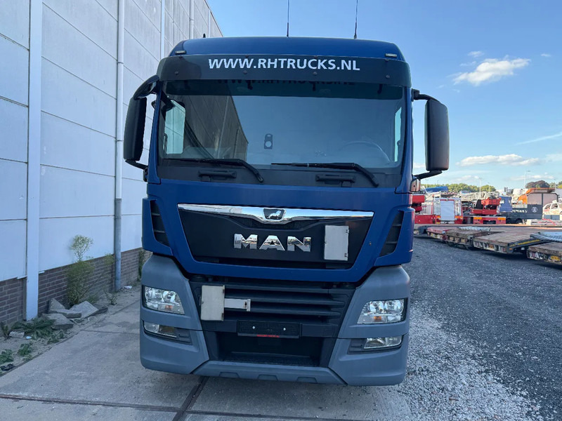MAN TGX 26.460 6X2 SPOILERS, AUTOMATIC 547667 KM - Камион влекач: слика 3 MAN TGX 26.460 6X2 SPOILERS, AUTOMATIC 547667 KM - Камион влекач: слика 3