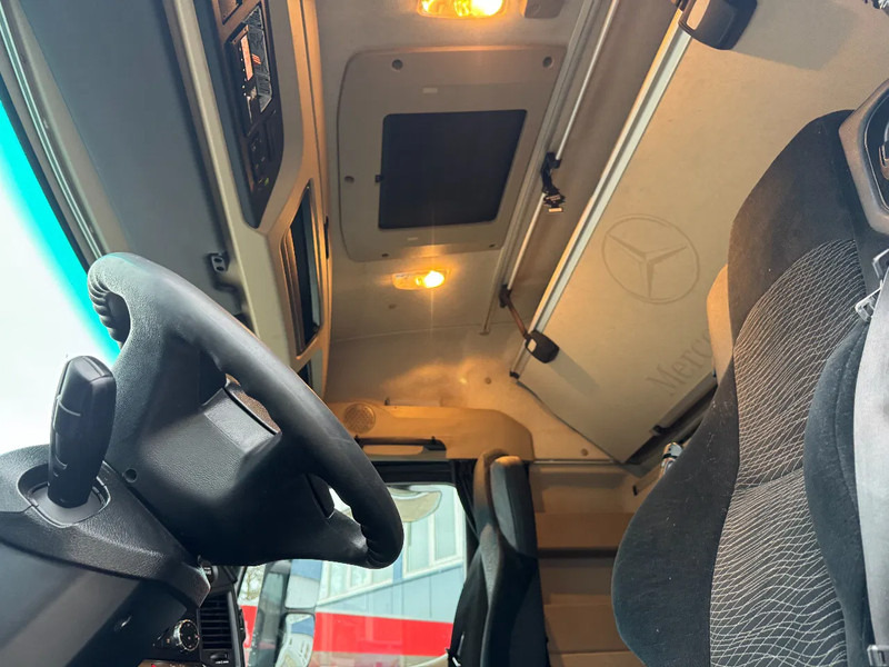 Лизинг на Mercedes-Benz Actros 1842 4X2 EURO 6 MEGA DOUBLE TANK Mercedes-Benz Actros 1842 4X2 EURO 6 MEGA DOUBLE TANK: слика 8