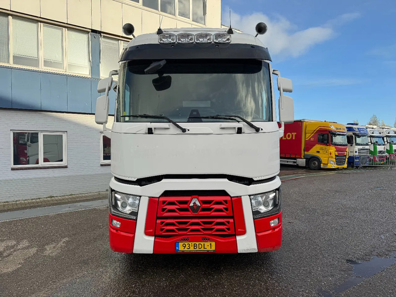 Renault T460 4X2 EURO 6 SKIRTS DOUBLE TANK - Камион влекач: слика 2 Renault T460 4X2 EURO 6 SKIRTS DOUBLE TANK - Камион влекач: слика 2