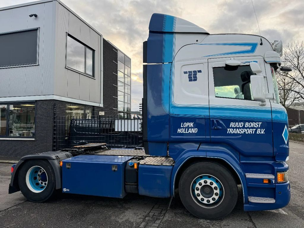 Scania R410 4X2 EURO 6 SPECIAL INTERIOR - Камион влекач: слика 4 Scania R410 4X2 EURO 6 SPECIAL INTERIOR - Камион влекач: слика 4