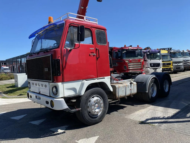 Volvo F 89 6X2 - F89TURBO6 - Камион влекач: слика 1 Volvo F 89 6X2 - F89TURBO6 - Камион влекач: слика 1