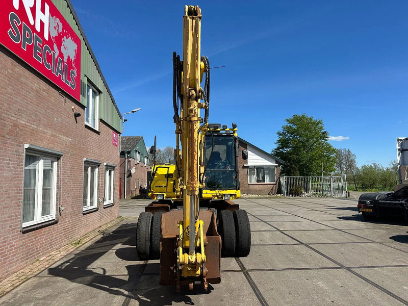 Багер на тркала Komatsu PW150ES-6K CE: слика 9