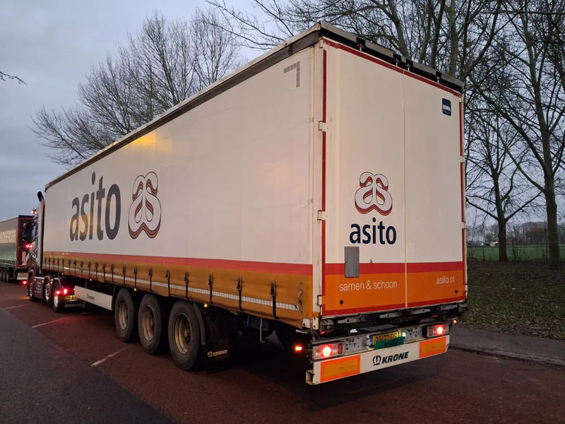 Krone SD - 3 AXLE + ALU BORDEN + SLIDING ROOF - Полуприколка со церада: слика 4 Krone SD - 3 AXLE + ALU BORDEN + SLIDING ROOF - Полуприколка со церада: слика 4