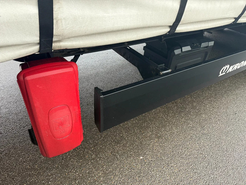 Krone SD, ZIJBORDEN, ONDERVOUW LAADKLEP 2000KG, APK 01-08-2026 - Полуприколка со церада: слика 4 Krone SD, ZIJBORDEN, ONDERVOUW LAADKLEP 2000KG, APK 01-08-2026 - Полуприколка со церада: слика 4