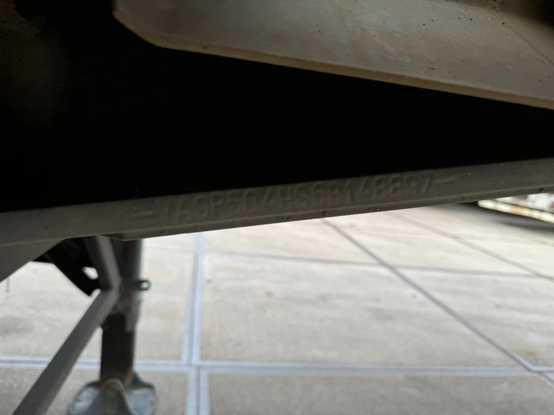 Kwb 2 LIFT + 2 STUURASSEN KENNIS 14000-2 R HYDRAULISCHE - Полуприколка платформа: слика 5 Kwb 2 LIFT + 2 STUURASSEN KENNIS 14000-2 R HYDRAULISCHE - Полуприколка платформа: слика 5