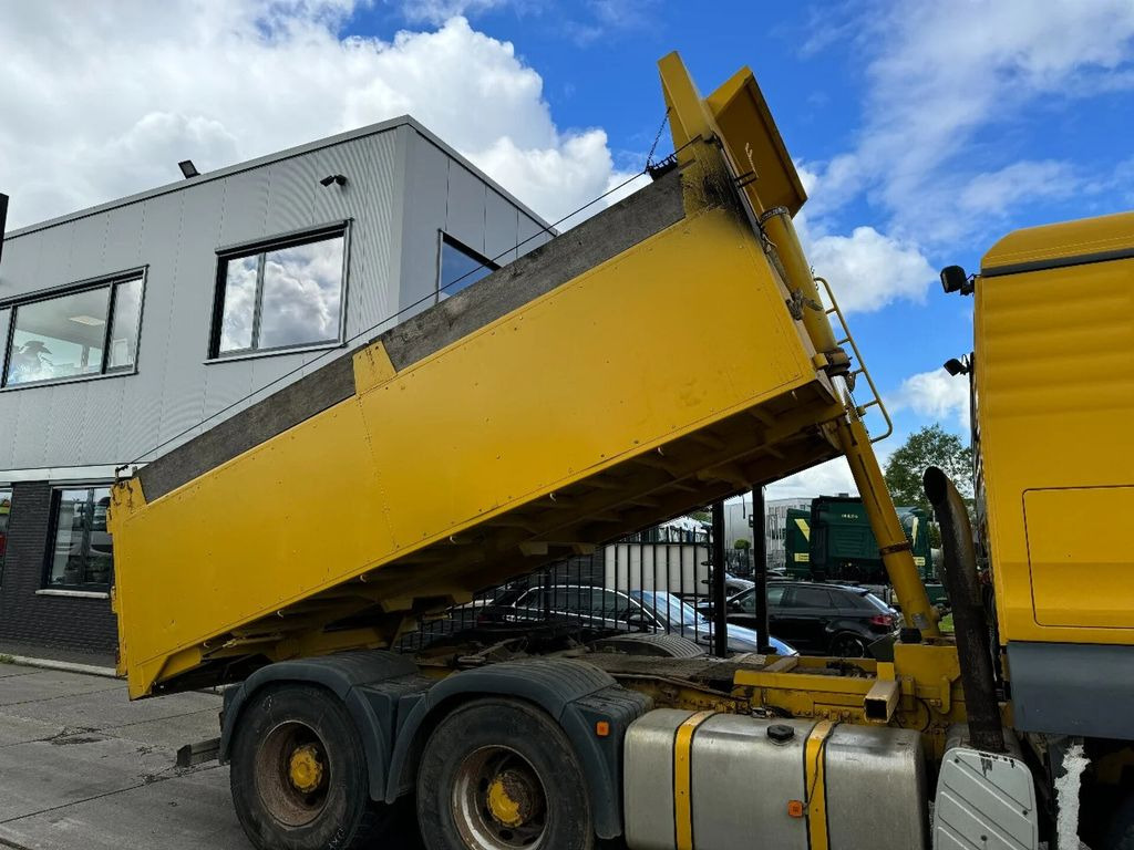 MAN TGA 26.530 6X4 MANUAL 3 PEDALS - Кипер: слика 3 MAN TGA 26.530 6X4 MANUAL 3 PEDALS - Кипер: слика 3