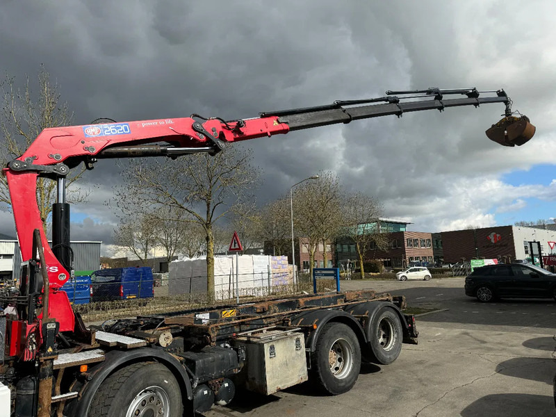 MAN TGA 35.440 8X2 - EURO 4 + HMF 2620K-RC 2018! + REMOTE + HYDRAUTO CABLE LIFT + LIFTING AXLE - Камион со кабелски систем, Камион со кран: слика 5 MAN TGA 35.440 8X2 - EURO 4 + HMF 2620K-RC 2018! + REMOTE + HYDRAUTO CABLE LIFT + LIFTING AXLE - Камион со кабелски систем, Камион со кран: слика 5