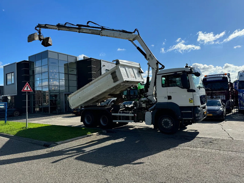 MAN TGS 26.400 6X4 HIAB 166D + REMOTE CONTROL + 2 WAYS KIPPER TÜV TILL 07-2025 - Кипер, Камион со кран: слика 4 MAN TGS 26.400 6X4 HIAB 166D + REMOTE CONTROL + 2 WAYS KIPPER TÜV TILL 07-2025 - Кипер, Камион со кран: слика 4