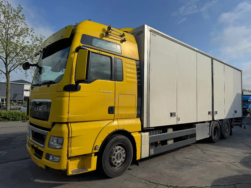 MAN TGX 26.360 6X2 - EURO 5 + ZEPRO LIFT + LIFT/STEERING AXLE - Камион сандучар: слика 1 MAN TGX 26.360 6X2 - EURO 5 + ZEPRO LIFT + LIFT/STEERING AXLE - Камион сандучар: слика 1