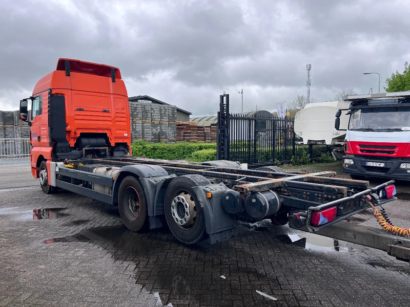 MAN TGX 26.440 XLX 6X2 EURO 5 - BDF CHASSIS + RETARDER - Транспортер на контејнер/ Камион со променливо тело: слика 5 MAN TGX 26.440 XLX 6X2 EURO 5 - BDF CHASSIS + RETARDER - Транспортер на контејнер/ Камион со променливо тело: слика 5