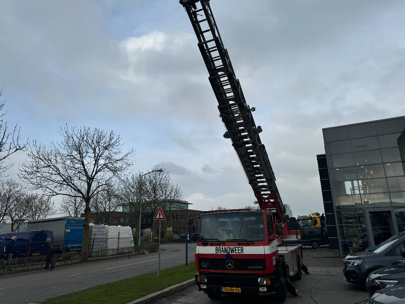 Mercedes-Benz 1120 OF MAGIRUS 24 METER + KORF + SLANGS - Противпожарен камион: слика 3 Mercedes-Benz 1120 OF MAGIRUS 24 METER + KORF + SLANGS - Противпожарен камион: слика 3