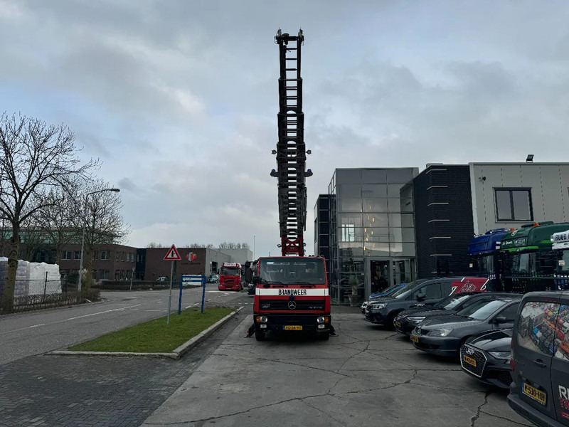 Mercedes-Benz 1120 OF MAGIRUS 24 METER + KORF + SLANGS - Противпожарен камион: слика 2 Mercedes-Benz 1120 OF MAGIRUS 24 METER + KORF + SLANGS - Противпожарен камион: слика 2