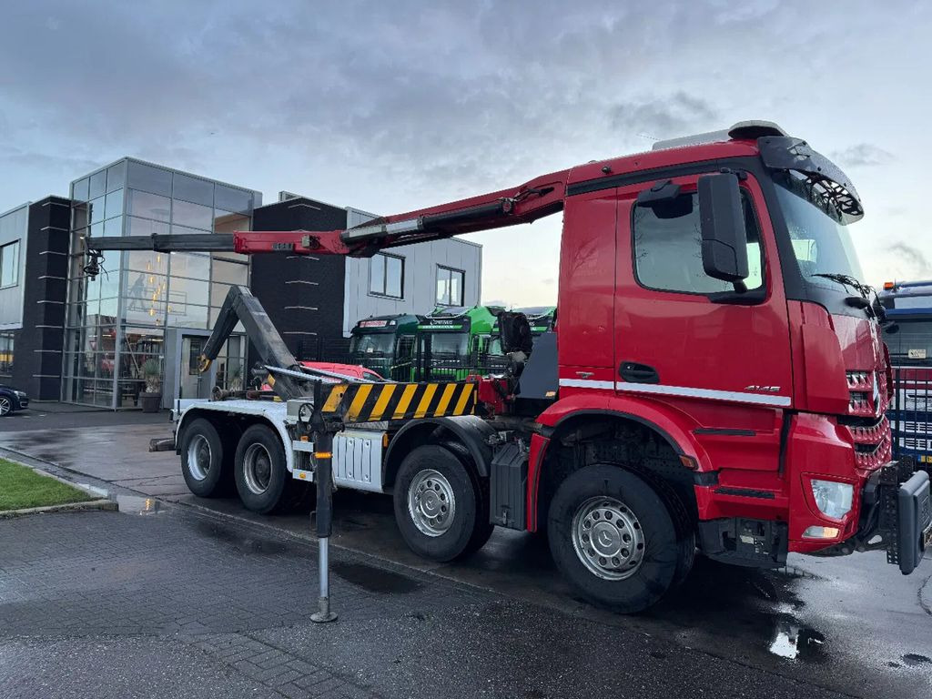 Mercedes-Benz Arocs 4145 8X4 - HMF 2243-Z2 CRANE + REMOTE + HY - Камион со кука за подигање, Камион со кран: слика 3 Mercedes-Benz Arocs 4145 8X4 - HMF 2243-Z2 CRANE + REMOTE + HY - Камион со кука за подигање, Камион со кран: слика 3