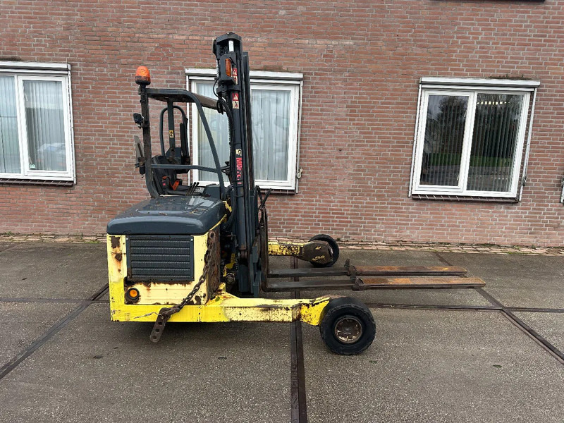 Moffett M4 25.3 2,5 TON SIDESHIFT DIESEL MEENEEMHEFTRUCK - Мобилен вилушкар: слика 4 Moffett M4 25.3 2,5 TON SIDESHIFT DIESEL MEENEEMHEFTRUCK - Мобилен вилушкар: слика 4