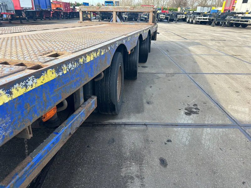 Nooteboom MCO-48-03V/L, 3 AXLE STEERINGDUBBLE EXTENDABLE 2 X 5,5 METER - Полуприколка за низок утовар: слика 4 Nooteboom MCO-48-03V/L, 3 AXLE STEERINGDUBBLE EXTENDABLE 2 X 5,5 METER - Полуприколка за низок утовар: слика 4