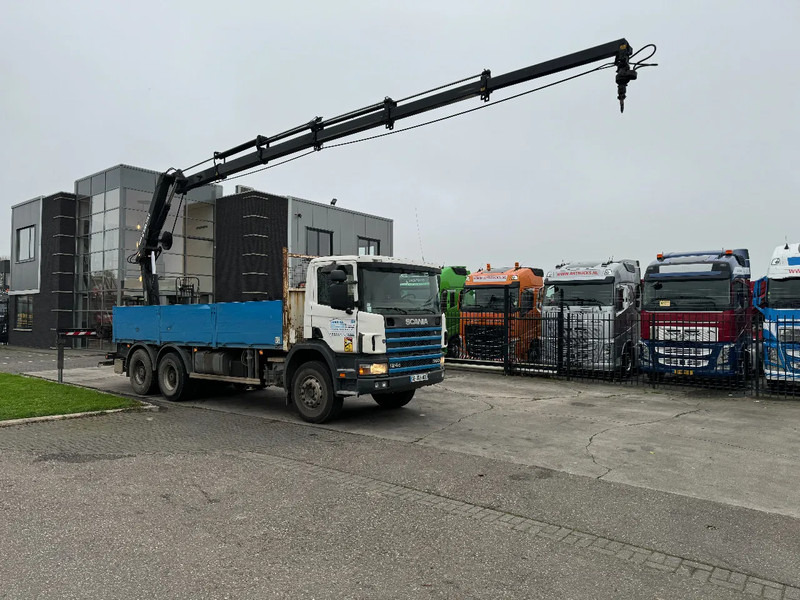 Scania P124-360 6X4 EURO 2 HIAB 200 C-5 ALL 2000 - Камион со платформа, Камион со кран: слика 2 Scania P124-360 6X4 EURO 2 HIAB 200 C-5 ALL 2000 - Камион со платформа, Камион со кран: слика 2