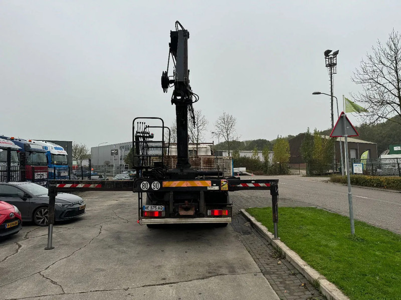 Scania P124-360 6X4 EURO 2 HIAB 200 C-5 ALL 2000 - Камион со кран: слика 5 Scania P124-360 6X4 EURO 2 HIAB 200 C-5 ALL 2000 - Камион со кран: слика 5