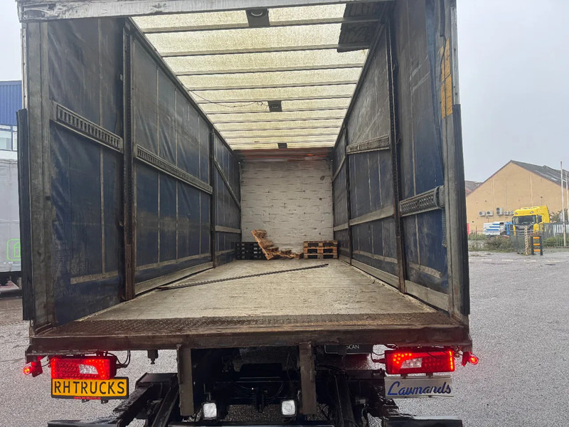 Scania P230 4X2 MANUAL + ZEPRO 2500 KG LIFT + REMOTE CONTROL - Камион со церада: слика 5 Scania P230 4X2 MANUAL + ZEPRO 2500 KG LIFT + REMOTE CONTROL - Камион со церада: слика 5