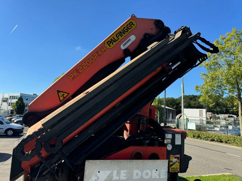 Scania P360 8X4 - EURO 5 + PALFINGER PK22002-EH + REMOTE - Камион со кран: слика 5 Scania P360 8X4 - EURO 5 + PALFINGER PK22002-EH + REMOTE - Камион со кран: слика 5