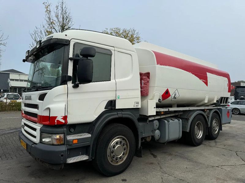 Scania P400 6X2 - EURO 5 + 3 CAMBER + LIFTING AXLE - Камион цистерна: слика 1 Scania P400 6X2 - EURO 5 + 3 CAMBER + LIFTING AXLE - Камион цистерна: слика 1