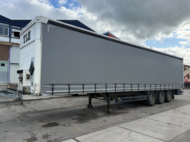 Schmitz Cargobull SCB*S3T - DISC BRAKES + SLIDING ROOF - Полуприколка со церада: слика 1 Schmitz Cargobull SCB*S3T - DISC BRAKES + SLIDING ROOF - Полуприколка со церада: слика 1