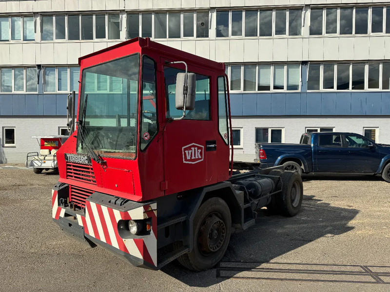 Terberg TT17 TT17 HUB REDUCTION - Трактор на терминалот: слика 1 Terberg TT17 TT17 HUB REDUCTION - Трактор на терминалот: слика 1