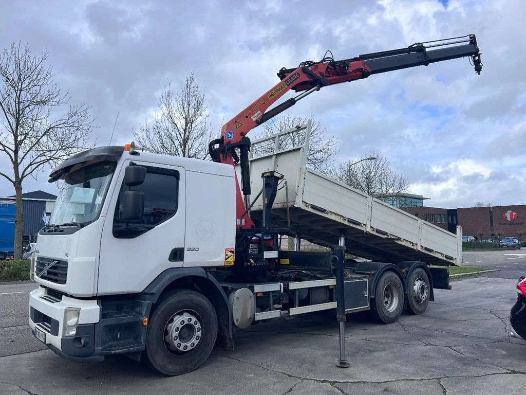 Volvo FE 320 6X2 KIPPER + PALFINGER PK12502 + REMOTE + - Кипер, Камион со кран: слика 4 Volvo FE 320 6X2 KIPPER + PALFINGER PK12502 + REMOTE + - Кипер, Камион со кран: слика 4