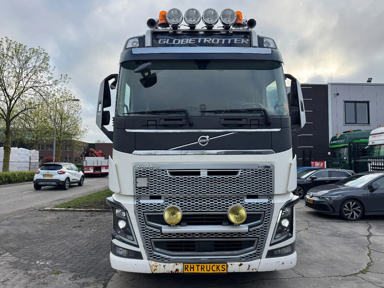 Volvo FH 16.650 6X4 - EURO 6 + CARRIER SUPRA 750 - Камион ладилник: слика 2 Volvo FH 16.650 6X4 - EURO 6 + CARRIER SUPRA 750 - Камион ладилник: слика 2
