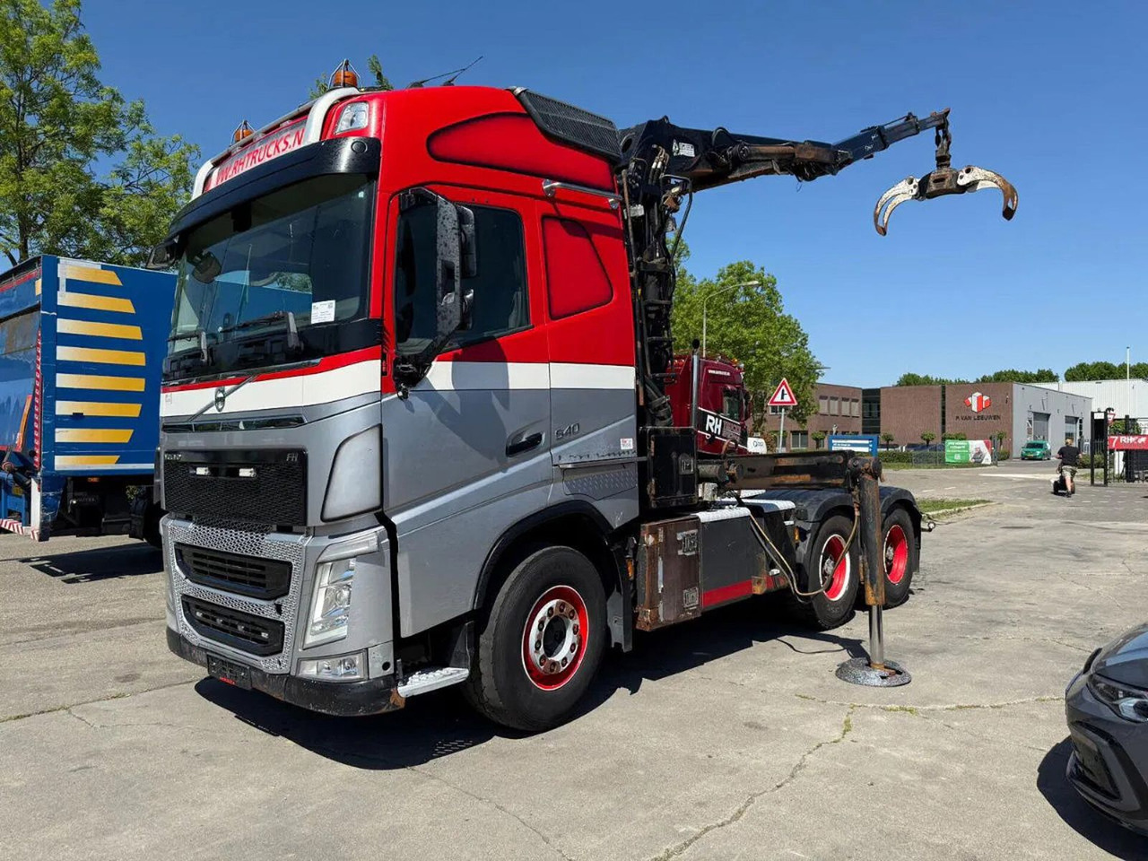 Volvo FH 540 6X4 - EURO 6 + PALFINGER EPSILON S260Z96 - Камион со кран: слика 2 Volvo FH 540 6X4 - EURO 6 + PALFINGER EPSILON S260Z96 - Камион со кран: слика 2