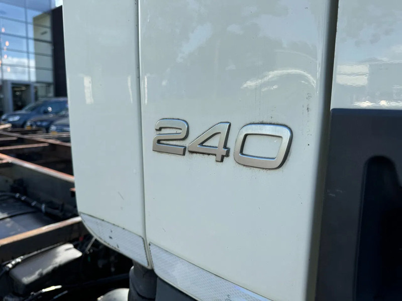 Volvo FL 240 4X2 - EURO 5 CHASSIS - Камион со кабинска шасија: слика 5 Volvo FL 240 4X2 - EURO 5 CHASSIS - Камион со кабинска шасија: слика 5