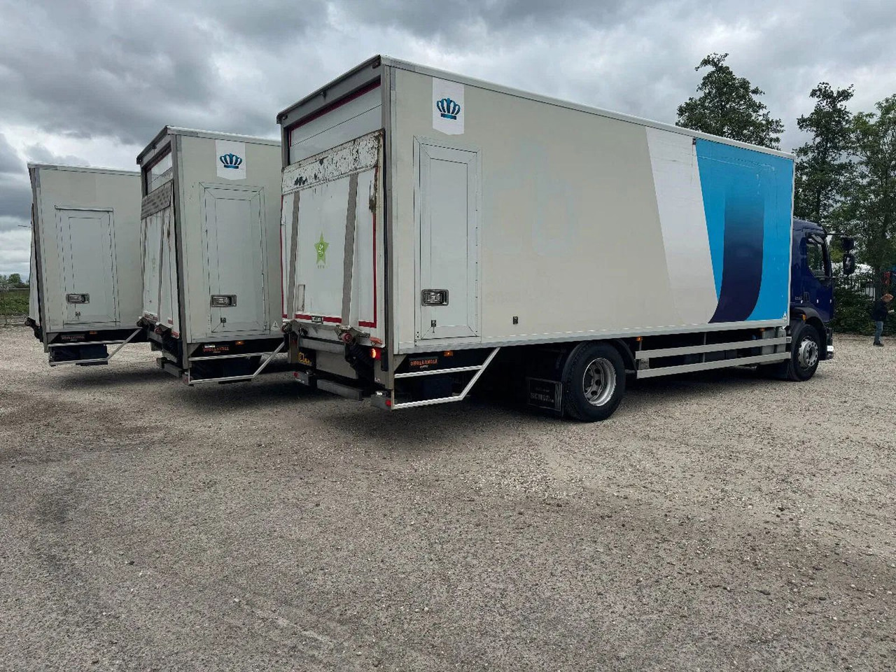 Volvo FL 250 4X2 3 UNITS CARGO LOCK + DHOLLANDIA LIFT - Камион сандучар: слика 4 Volvo FL 250 4X2 3 UNITS CARGO LOCK + DHOLLANDIA LIFT - Камион сандучар: слика 4