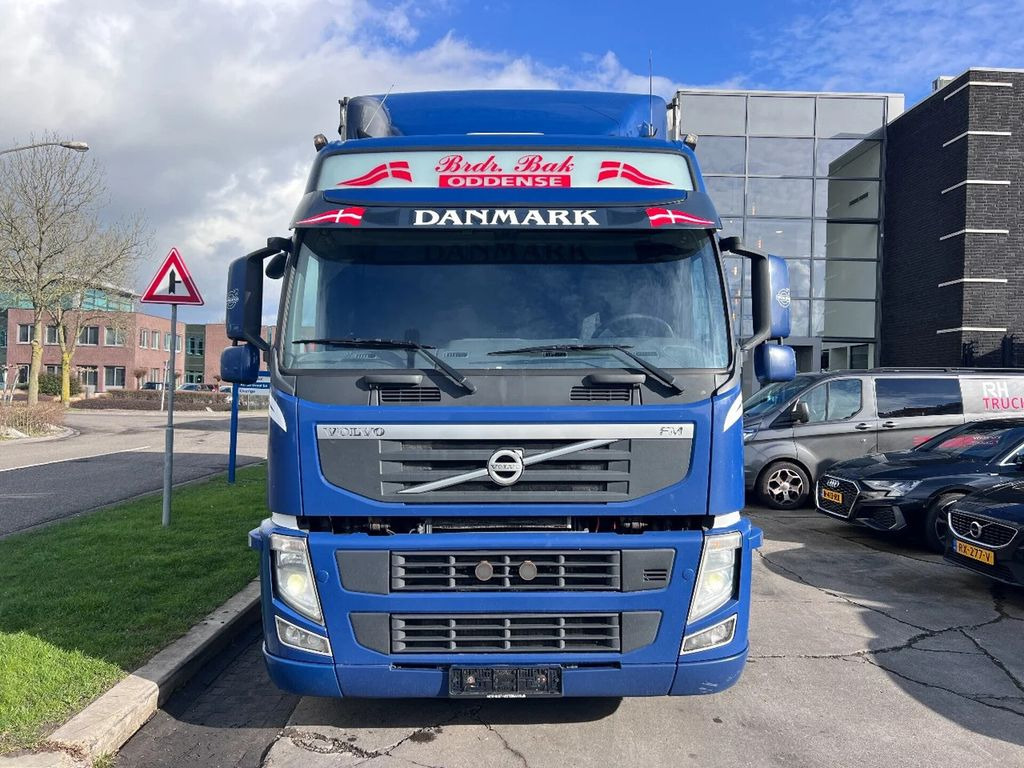 Volvo FM 370 4X2 EURO5 720x250x273 LOAD-LIFT - Камион со церада: слика 2 Volvo FM 370 4X2 EURO5 720x250x273 LOAD-LIFT - Камион со церада: слика 2