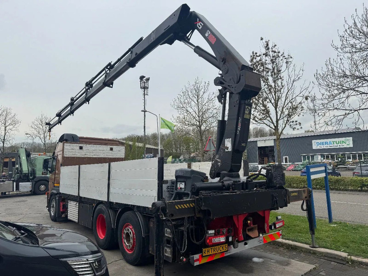 Volvo FM 500 6X2 EURO 5 HIAB 211 EP5 + REMOTE CONTROL - Камион со кран: слика 3 Volvo FM 500 6X2 EURO 5 HIAB 211 EP5 + REMOTE CONTROL - Камион со кран: слика 3