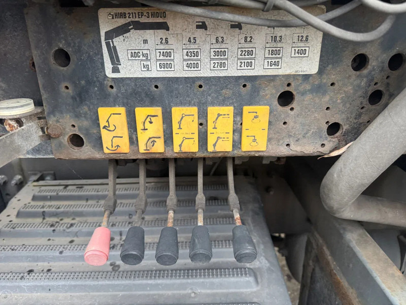 Volvo FM 9.340 6X2 EURO 5 HIAB 211 EP3 + REMOTE CONTROL - Камион со кран: слика 5 Volvo FM 9.340 6X2 EURO 5 HIAB 211 EP3 + REMOTE CONTROL - Камион со кран: слика 5