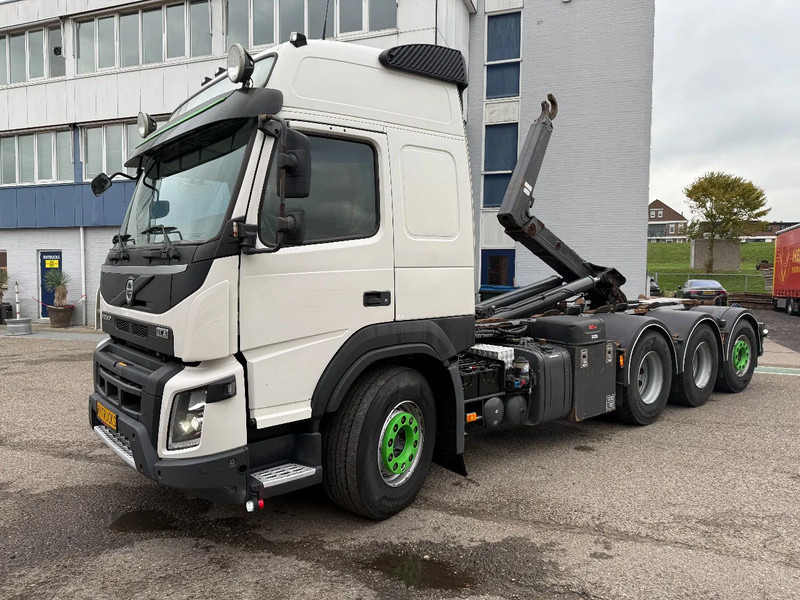 Volvo FMX 500 8x4 HOOKLIFT HIAB XR22SL61, LAST AXLE STEERING - Камион со кука за подигање: слика 1 Volvo FMX 500 8x4 HOOKLIFT HIAB XR22SL61, LAST AXLE STEERING - Камион со кука за подигање: слика 1