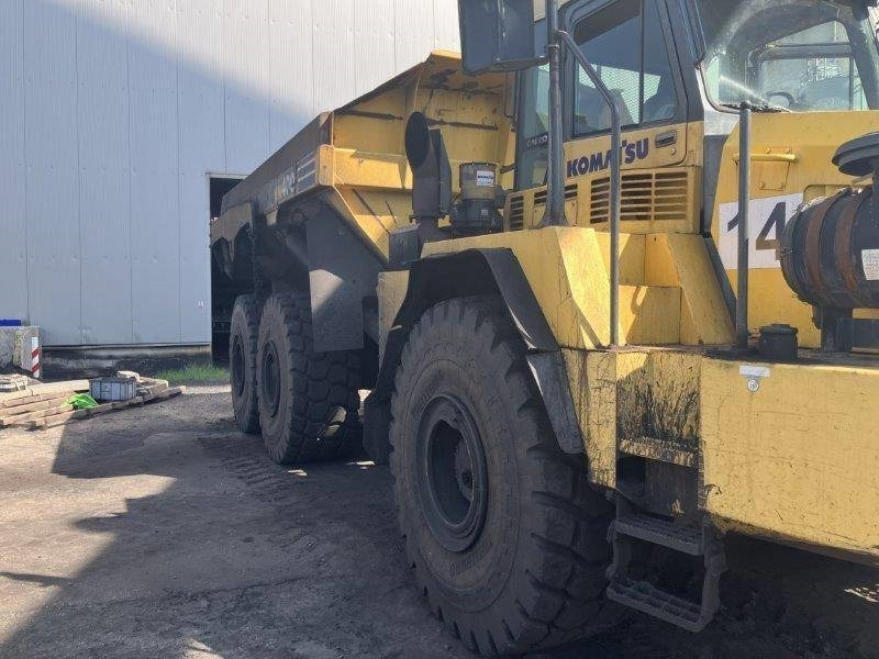 Зглобен истоварувач KOMATSU HM 400-1: слика 24