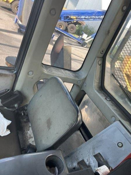 Зглобен истоварувач KOMATSU HM 400-1: слика 18