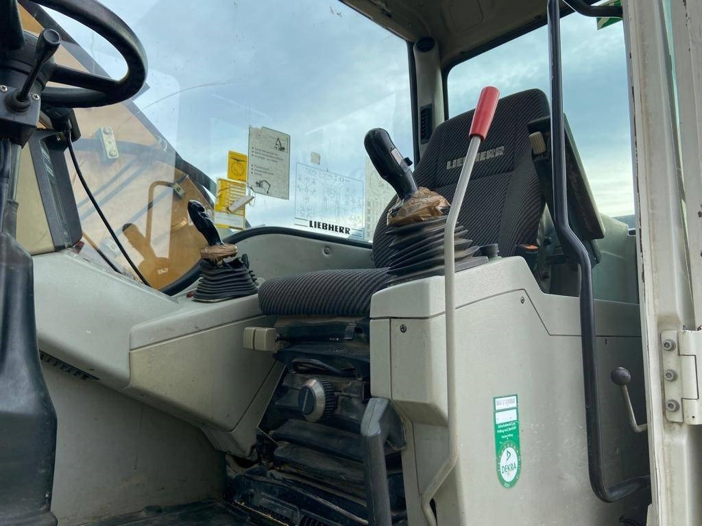Багер на тркала LIEBHERR A 900 C Lit.: слика 10 Багер на тркала LIEBHERR A 900 C Lit.: слика 10