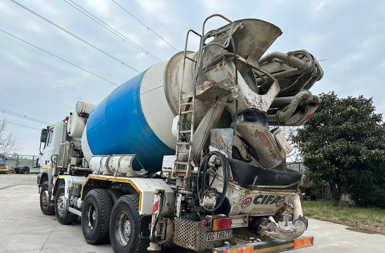 Betonpompa Cifa 28 metri - Миксер пумпа: слика 2 Betonpompa Cifa 28 metri - Миксер пумпа: слика 2