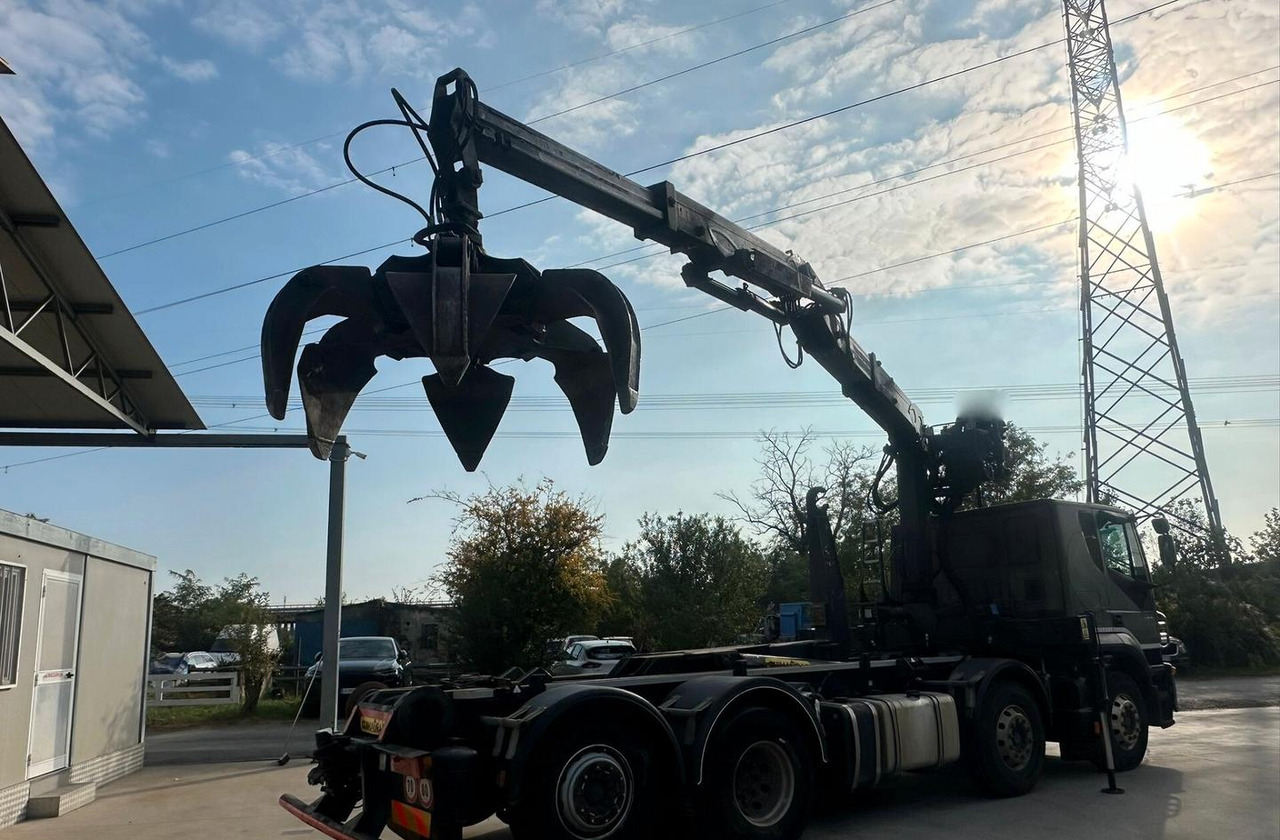 Motrice Iveco scarrabile con gru caricante - Камион со кука за подигање, Камион со кран: слика 3 Motrice Iveco scarrabile con gru caricante - Камион со кука за подигање, Камион со кран: слика 3