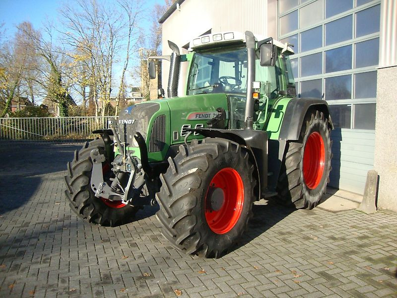 Fendt Fendt 714 Vario TMS - Трактор: слика 3 Fendt Fendt 714 Vario TMS - Трактор: слика 3