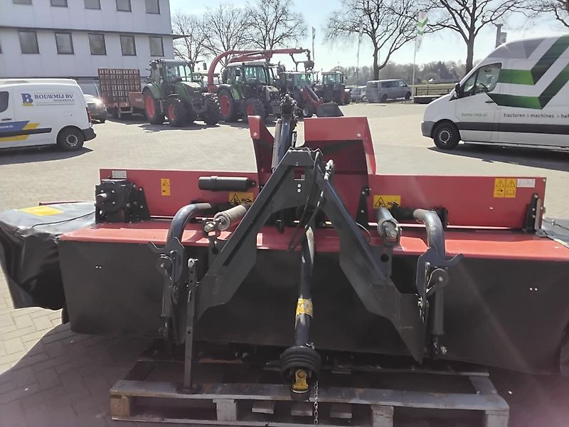 Vicon Maaicombinatie: Frontmaaier 332 F / Achtermaaier 340 Extra express - Косилка: слика 4 Vicon Maaicombinatie: Frontmaaier 332 F / Achtermaaier 340 Extra express - Косилка: слика 4