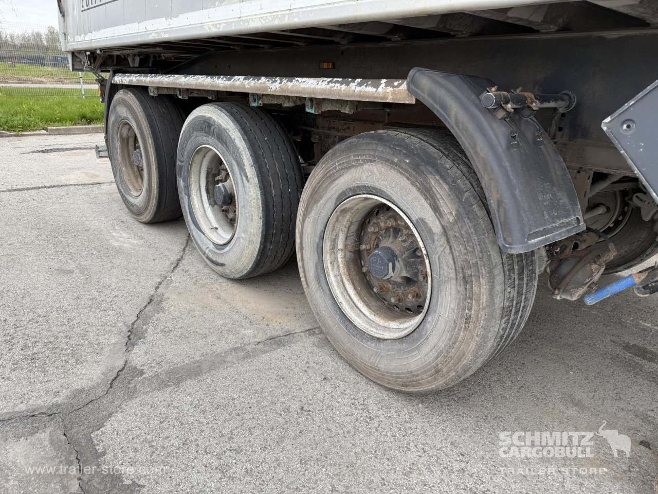 KEMPF Tipper Alu-square sided body 28m³ - Кипер полуприколка: слика 3 KEMPF Tipper Alu-square sided body 28m³ - Кипер полуприколка: слика 3