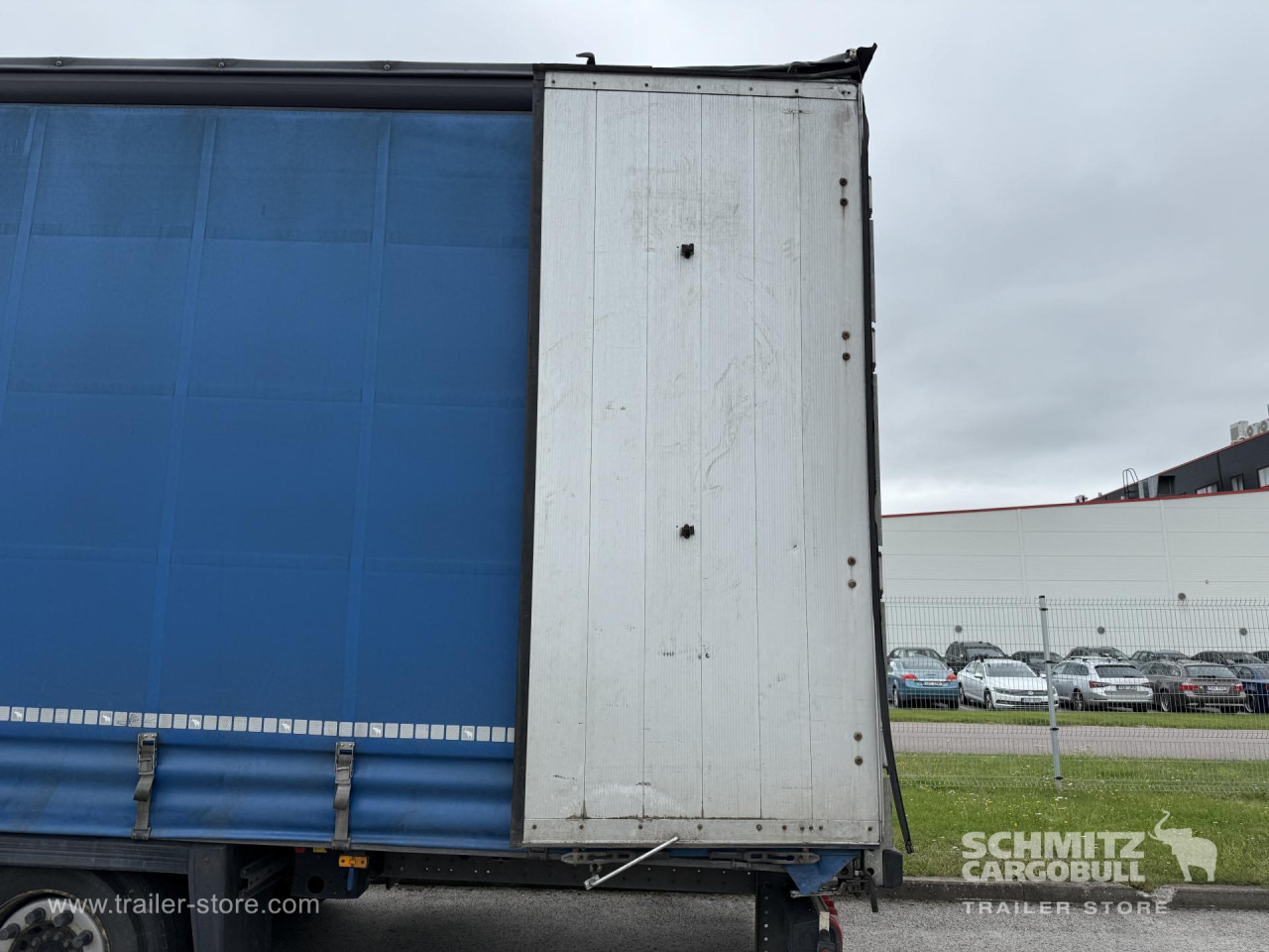 SCHMITZ Curtainsider Mega - Полуприколка со церада: слика 3 SCHMITZ Curtainsider Mega - Полуприколка со церада: слика 3