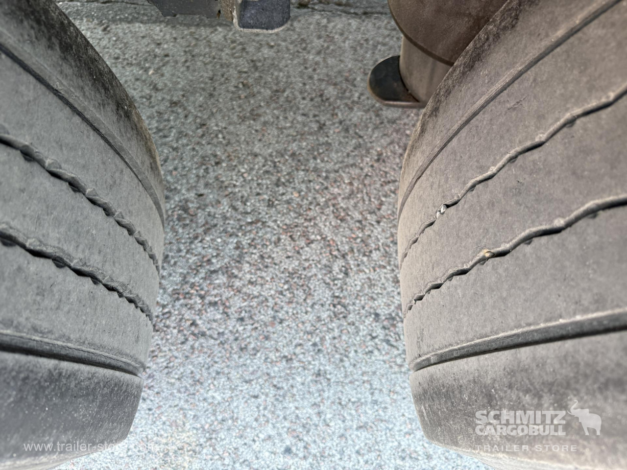 SCHMITZ Curtainsider Standard - Полуприколка со церада: слика 3 SCHMITZ Curtainsider Standard - Полуприколка со церада: слика 3