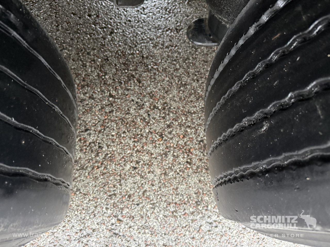 SCHMITZ Curtainsider Standard - Полуприколка со церада: слика 4 SCHMITZ Curtainsider Standard - Полуприколка со церада: слика 4